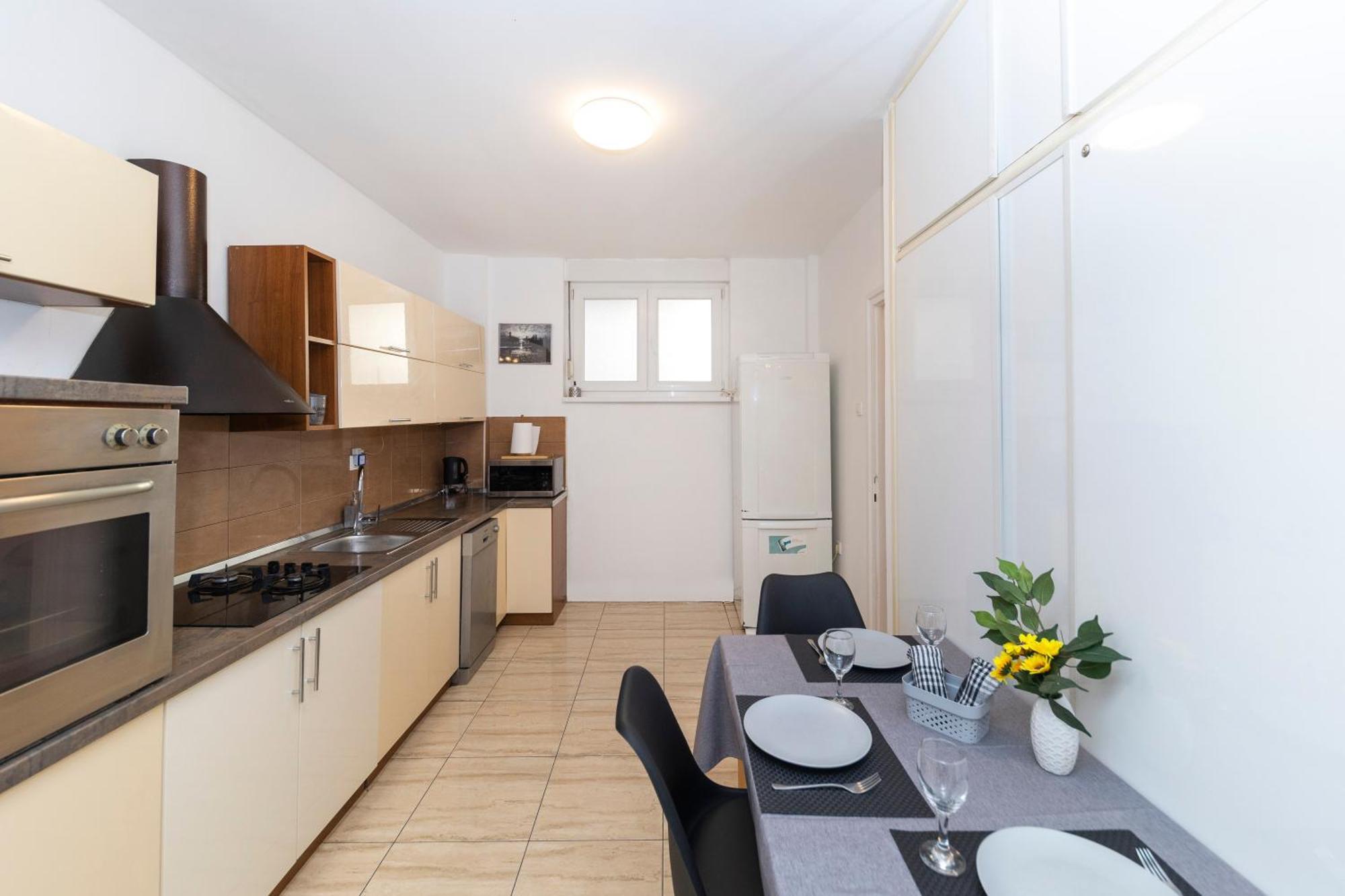 Friends Appartement Zadar Buitenkant foto